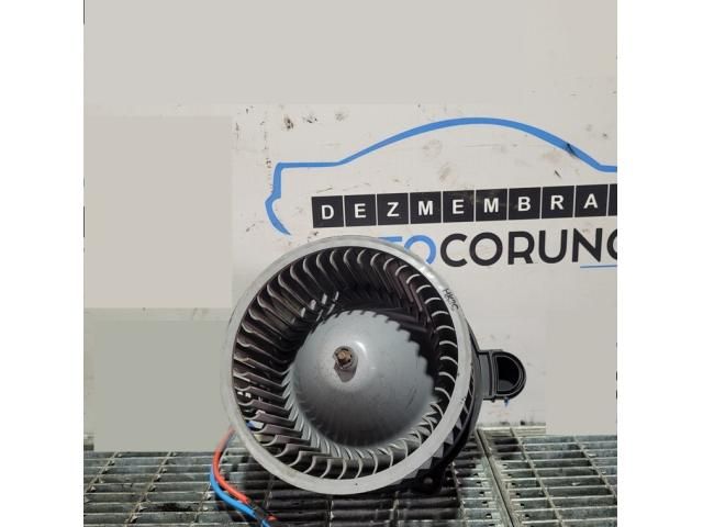 bontott HYUNDAI ix35 Fűtőmotor (Klímás)