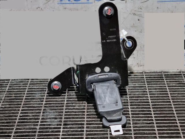 bontott HYUNDAI ix35 Hátsó középső Biztonsági Öv