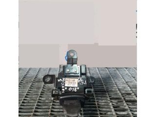 bontott HYUNDAI ix35 Hátsó középső Biztonsági Öv