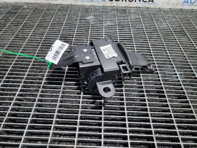 bontott HYUNDAI ix35 Hátsó középső Biztonsági Öv