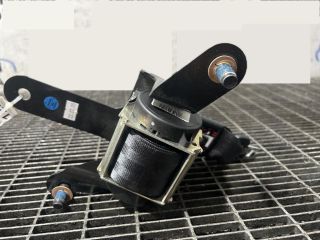 bontott HYUNDAI ix35 Hátsó középső Biztonsági Öv