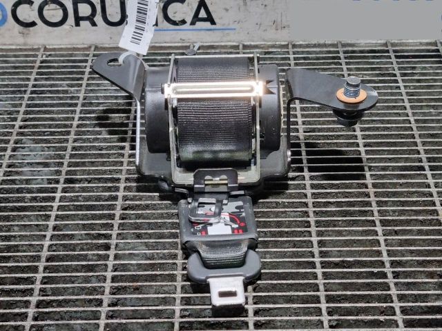 bontott HYUNDAI ix35 Hátsó középső Biztonsági Öv