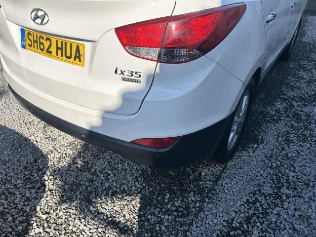 bontott HYUNDAI ix35 Hátsó Lökhárító (Üresen)