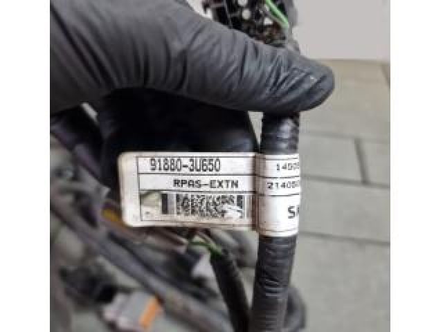 bontott HYUNDAI ix35 Hátsó Tolatóradar Kábelköteg