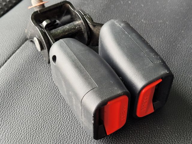 bontott HYUNDAI ix35 Hátsó Ülés Szett