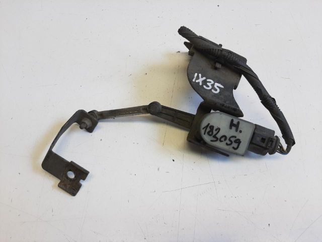 bontott HYUNDAI ix35 Hátsó Xenon Szintszabályzó Jeladó