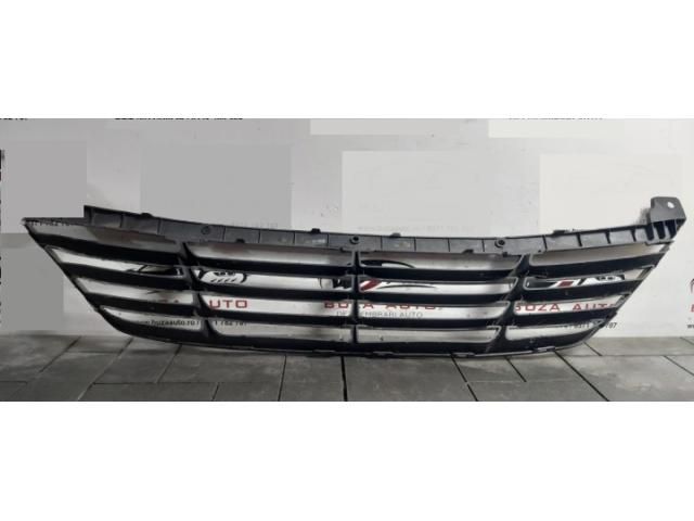 bontott HYUNDAI ix35 Hűtőrács