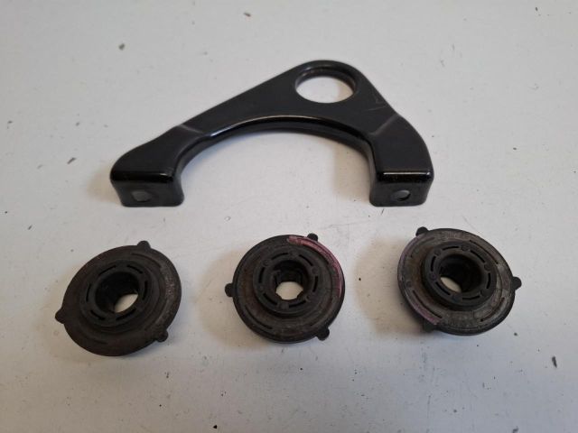 bontott HYUNDAI ix35 Intercooler Tartó