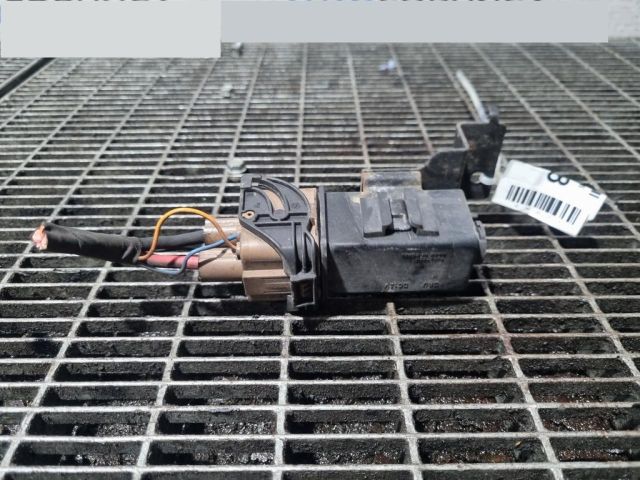 bontott HYUNDAI ix35 Izzító Relé