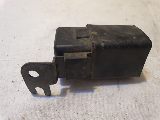 bontott HYUNDAI ix35 Izzító Relé