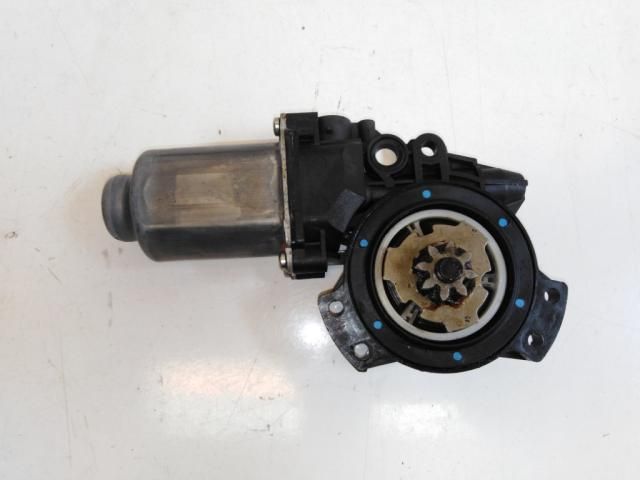 bontott HYUNDAI ix35 Jobb első Ablakemelő Motor