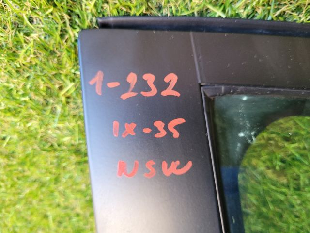 bontott HYUNDAI ix35 Jobb első Ajtó (Részeivel)