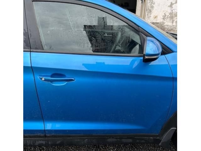 bontott HYUNDAI ix35 Jobb első Ajtó (Üres lemez)