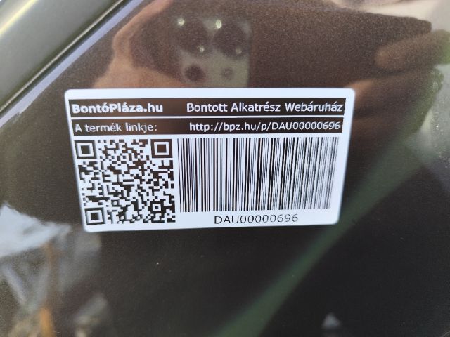 bontott HYUNDAI ix35 Jobb első Ajtó (Üres lemez)