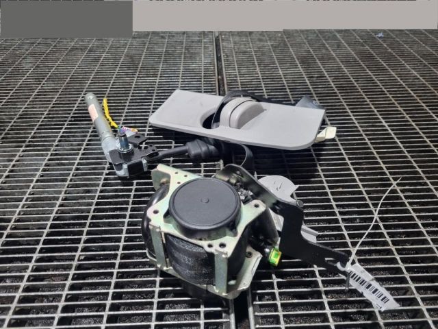 bontott HYUNDAI ix35 Jobb első Biztonsági Öv