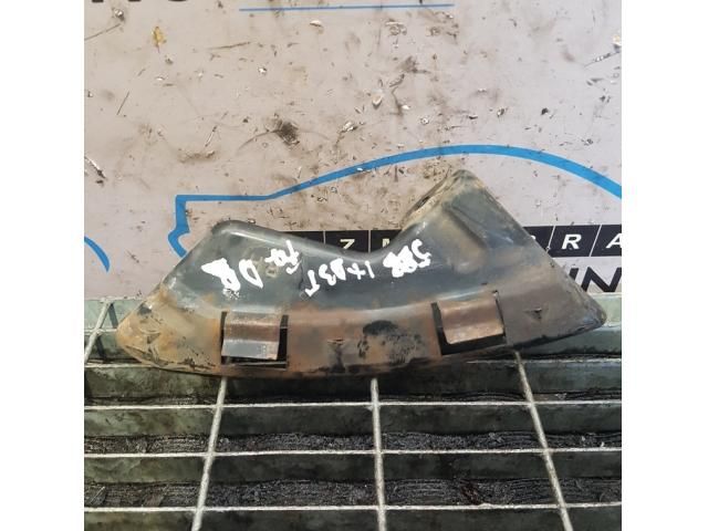 bontott HYUNDAI ix35 Jobb Fényszóró Tartó