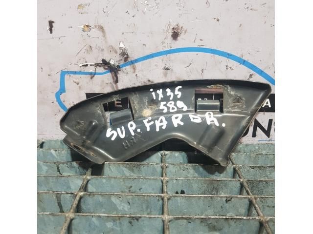 bontott HYUNDAI ix35 Jobb Fényszóró Tartó