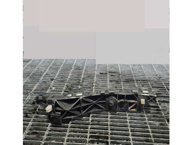 bontott HYUNDAI ix35 Jobb Fényszóró Tartó