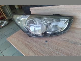 bontott HYUNDAI ix35 Jobb Fényszóró