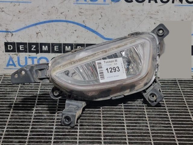 bontott HYUNDAI ix35 Jobb Fényszóró