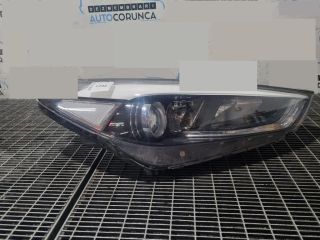 bontott HYUNDAI ix35 Jobb Fényszóró