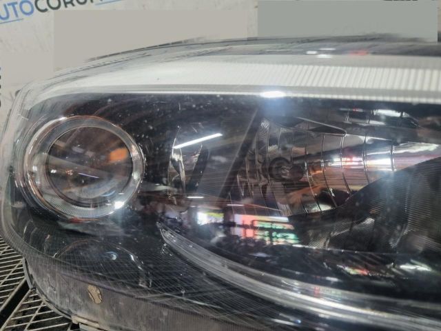 bontott HYUNDAI ix35 Jobb Fényszóró