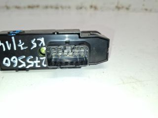 bontott HYUNDAI ix35 Jobb hátsó Ablakemelő Kapcsoló