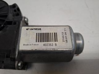 bontott HYUNDAI ix35 Jobb hátsó Ablakemelő Motor