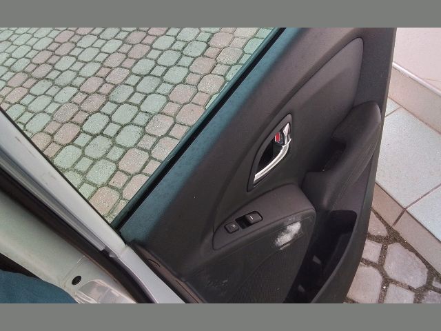 bontott HYUNDAI ix35 Jobb hátsó Ajtó (Részeivel)