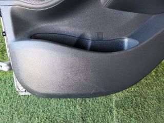 bontott HYUNDAI ix35 Jobb hátsó Ajtó (Részeivel)