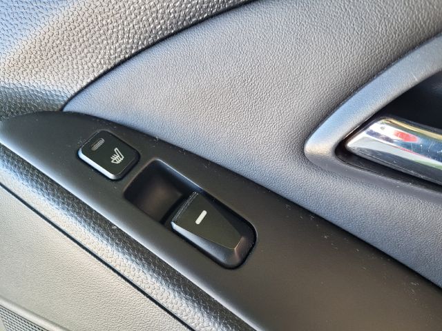 bontott HYUNDAI ix35 Jobb hátsó Ajtó (Részeivel)