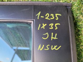 bontott HYUNDAI ix35 Jobb hátsó Ajtó (Részeivel)