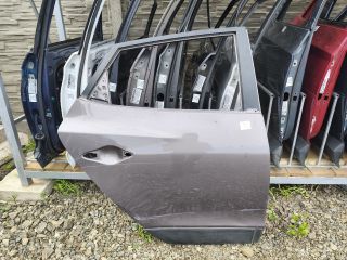 bontott HYUNDAI ix35 Jobb hátsó Ajtó (Üres lemez)