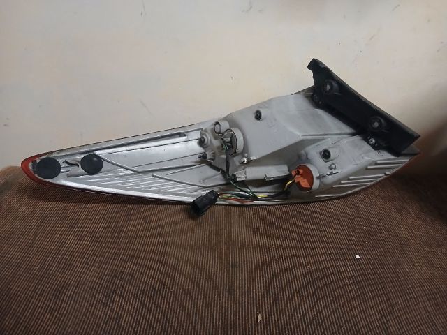 bontott HYUNDAI ix35 Jobb Hátsó Lámpa