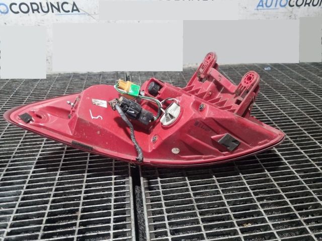 bontott HYUNDAI ix35 Jobb Hátsó Lámpa