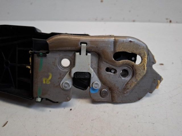 bontott HYUNDAI ix35 Jobb hátsó Ülés Rögzítő