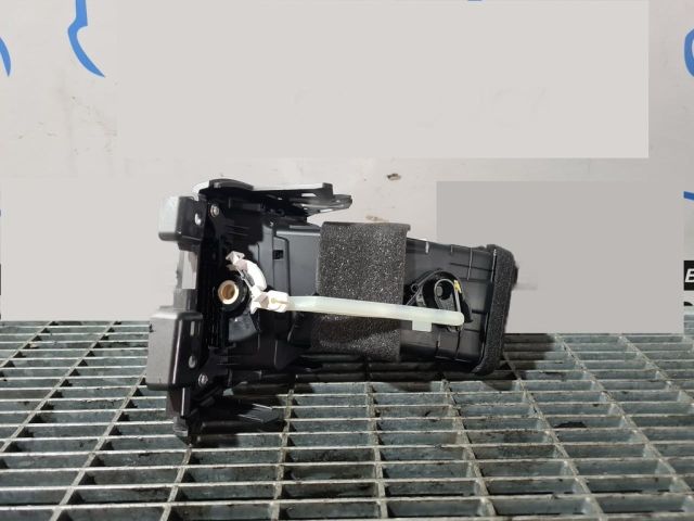 bontott HYUNDAI ix35 Jobb Szellőző