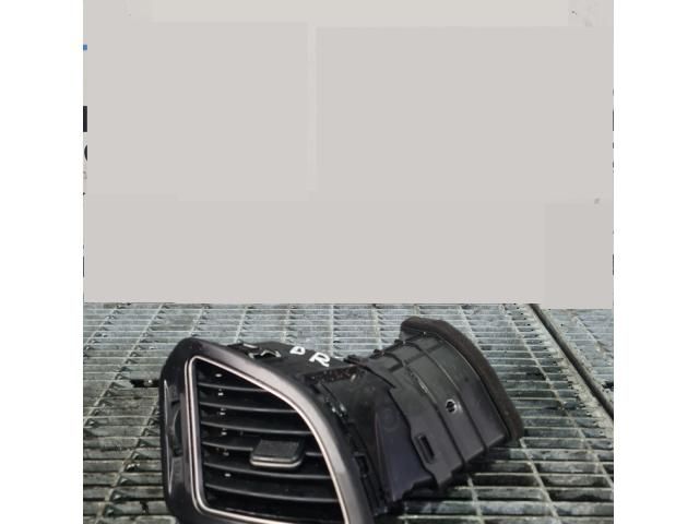 bontott HYUNDAI ix35 Jobb Szellőző