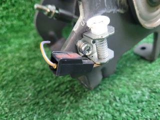 bontott HYUNDAI ix35 Kézifék Kar