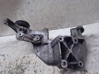 bontott HYUNDAI ix35 Klímakompresszor Tartó Bak