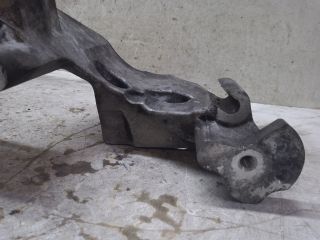 bontott HYUNDAI ix35 Klímakompresszor Tartó Bak