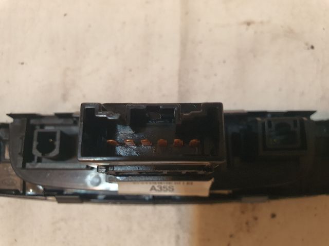 bontott HYUNDAI ix35 Kombinált Kapcsoló