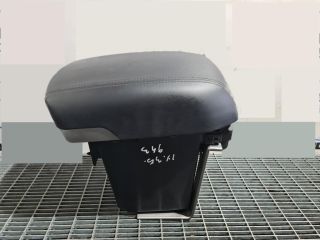 bontott HYUNDAI ix35 Könyöklő