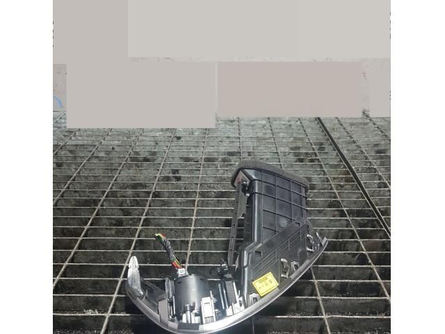 bontott HYUNDAI ix35 Középső Szellőző