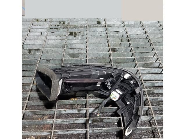 bontott HYUNDAI ix35 Középső Szellőző