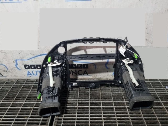 bontott HYUNDAI ix35 Középső Szellőző