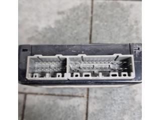 bontott HYUNDAI ix35 Kulcs Nélküli Nyitás Jeladó