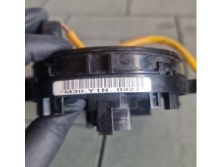 bontott HYUNDAI ix35 Légzsák Átvezető Szalagkábel