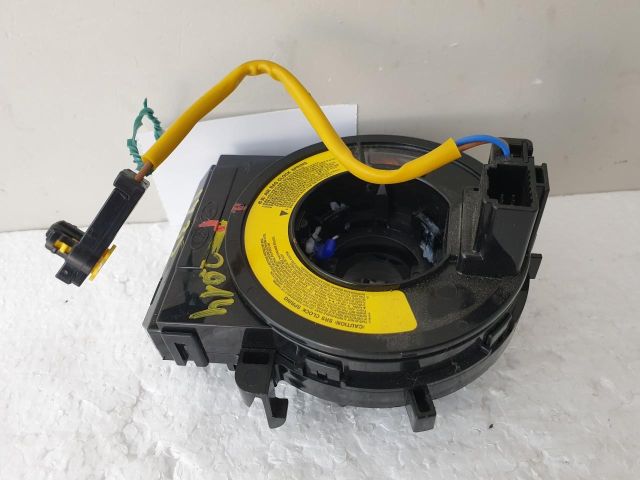 bontott HYUNDAI ix35 Légzsák Átvezető Szalagkábel