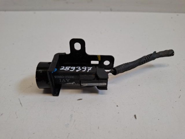 bontott HYUNDAI ix35 Motorháztető Ajtó Kapcsoló